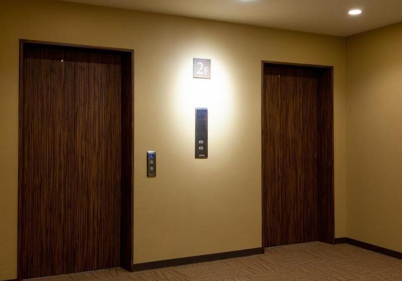 酒店 Community & Spa Naha Central