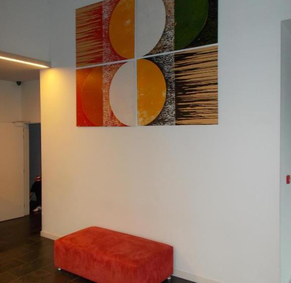 酒店 Corbie Lommel