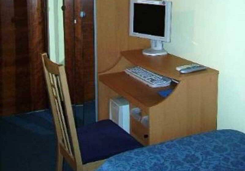 בית מלון כפרי Daplace  Arena House