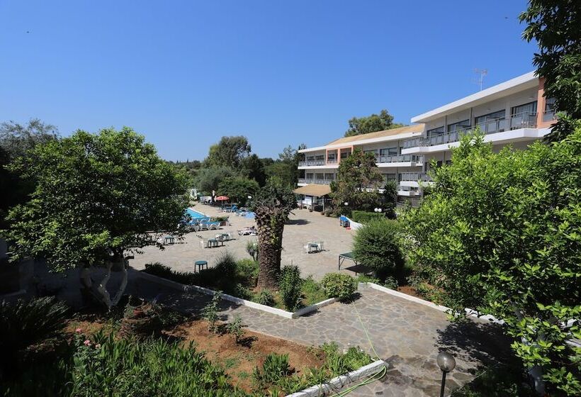 ホテル Dassia Holiday Club