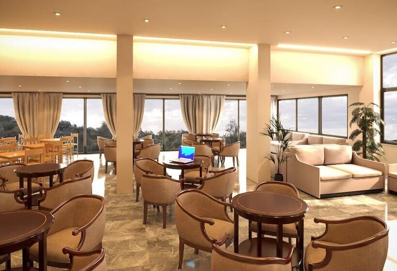 ホテル Dassia Holiday Club