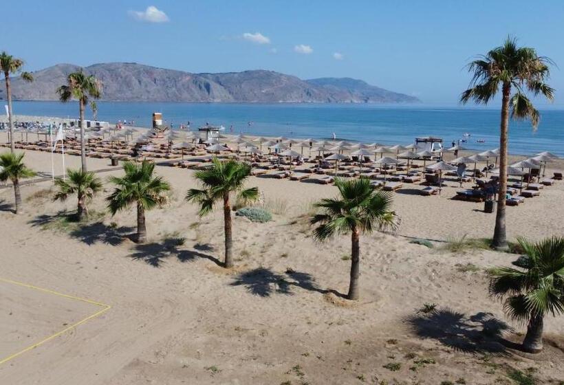 Отель Delfina Tropic Beach