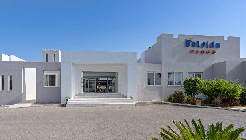 Отель Delfina Tropic Beach