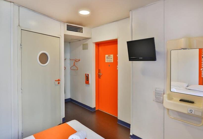 Easyhotel Sofia