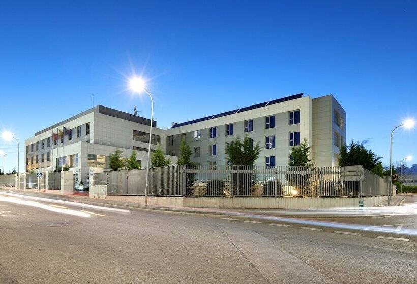 هتل Eurostars Arenas De Pinto