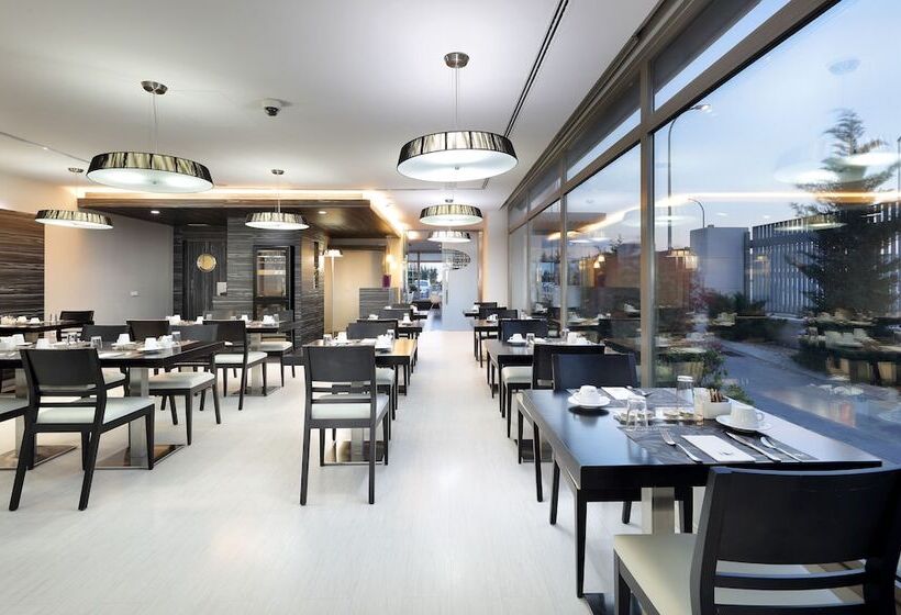 هتل Eurostars Arenas De Pinto