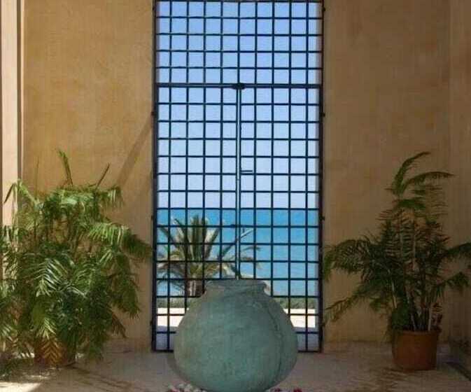 בית מלון כפרי Falconara Greenblu Resort