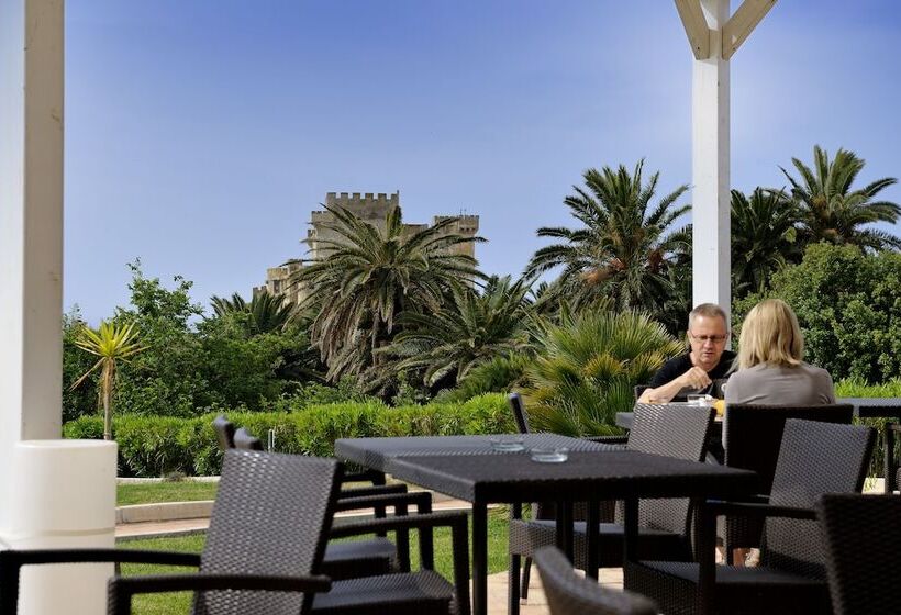 בית מלון כפרי Falconara Greenblu Resort