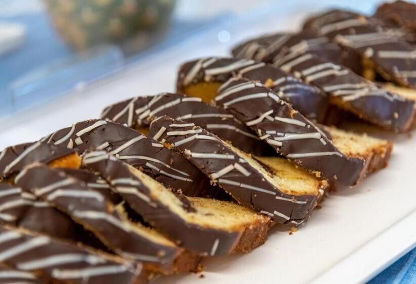 فندق Gaia Village