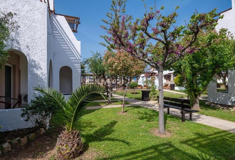 فندق Gaia Village