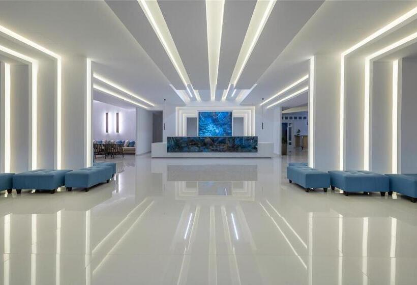 فندق Gaia Village