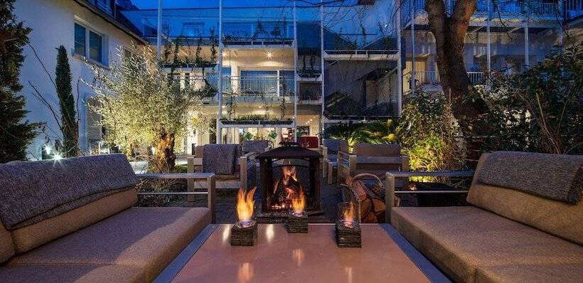 هتل Hôtel Garrigae Villa La Florangerie   Spa & Piscine