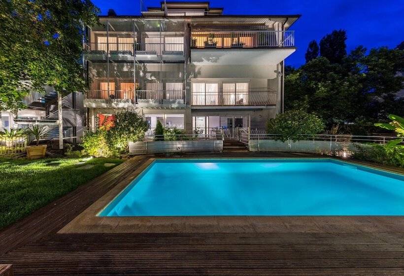 هتل Hôtel Garrigae Villa La Florangerie   Spa & Piscine