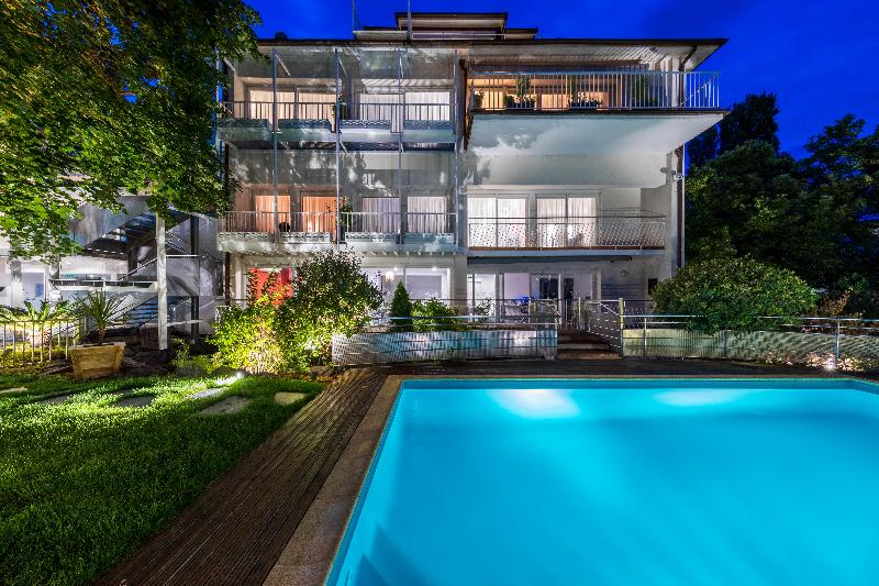 هتل Hôtel Garrigae Villa La Florangerie   Spa & Piscine