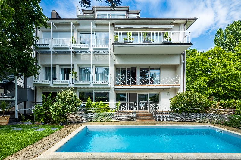 هتل Hôtel Garrigae Villa La Florangerie   Spa & Piscine