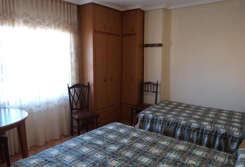 בית מלון כפרי Hostal Isabel
