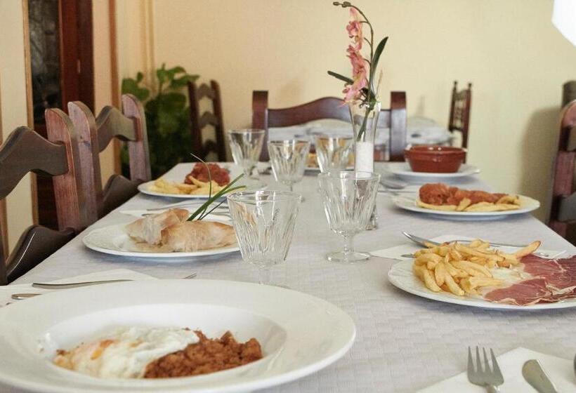 בית מלון כפרי Hostal Isabel