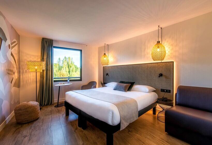 Отель Ibis Styles Rennes Cesson