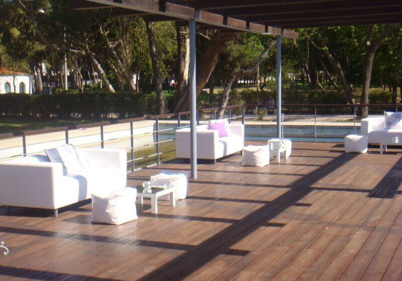 ホテル Inatel Caparica