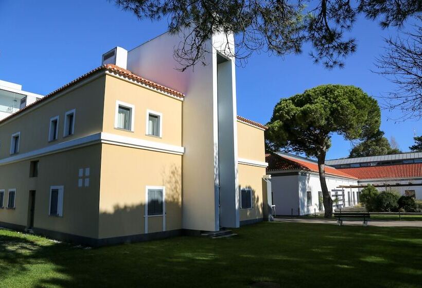 ホテル Inatel Caparica