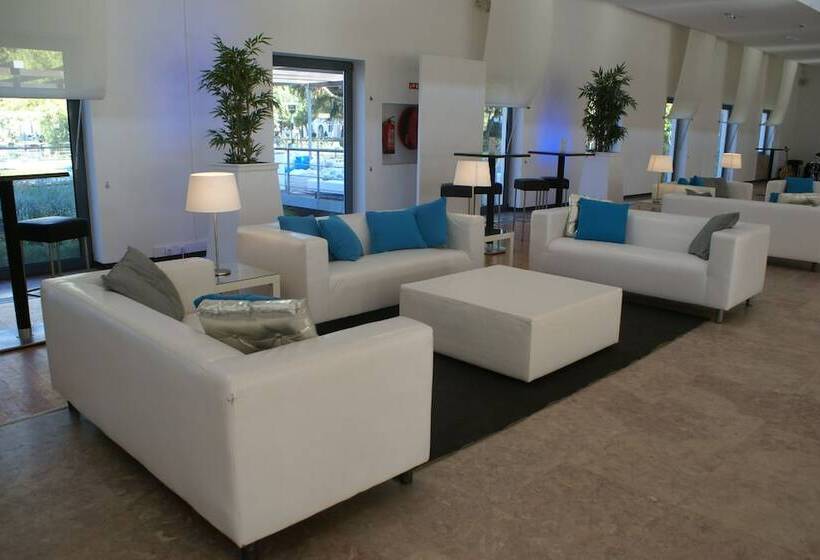 ホテル Inatel Caparica