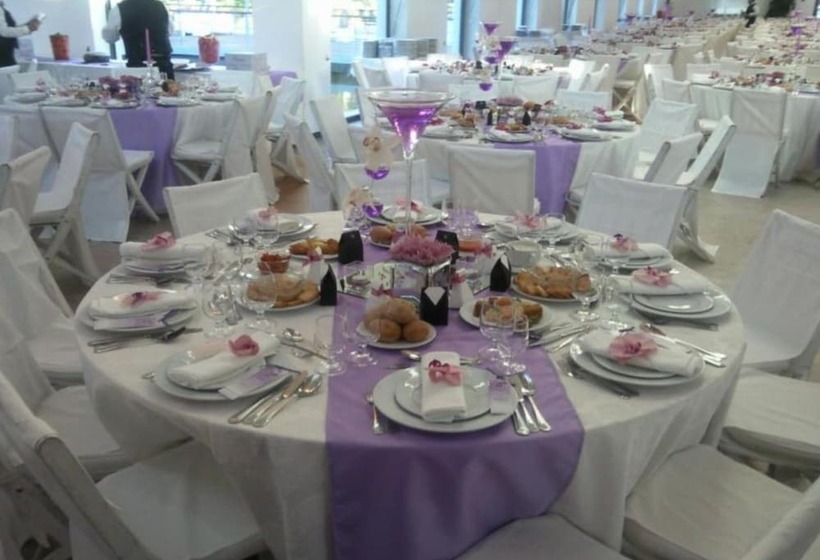 ホテル Inatel Caparica