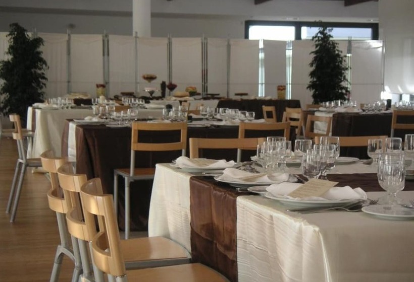 ホテル Inatel Caparica