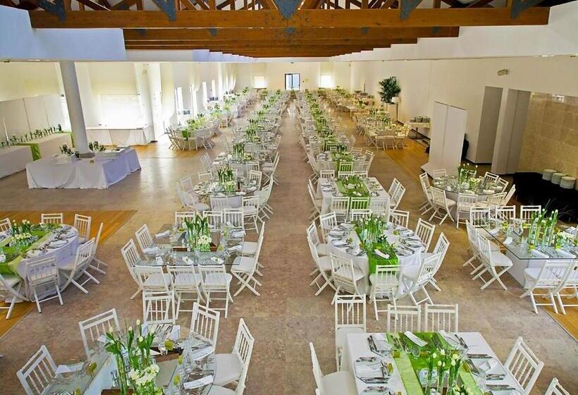 ホテル Inatel Caparica