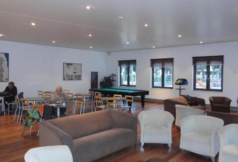 ホテル Inatel Caparica