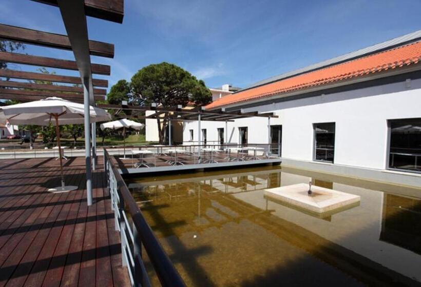 ホテル Inatel Caparica