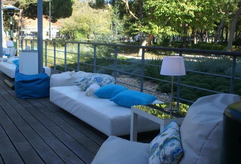 ホテル Inatel Caparica