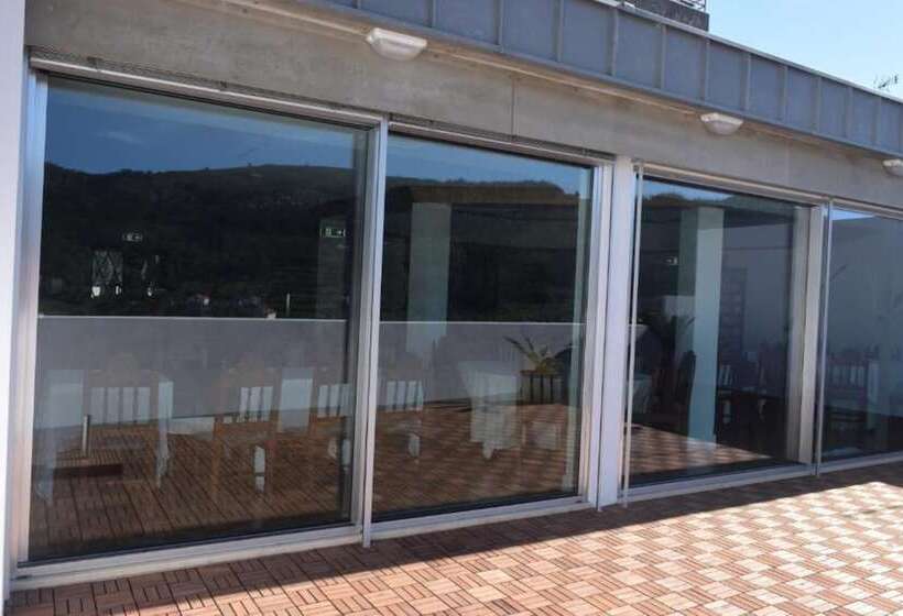 ホテル Inatel Castelo De Vide