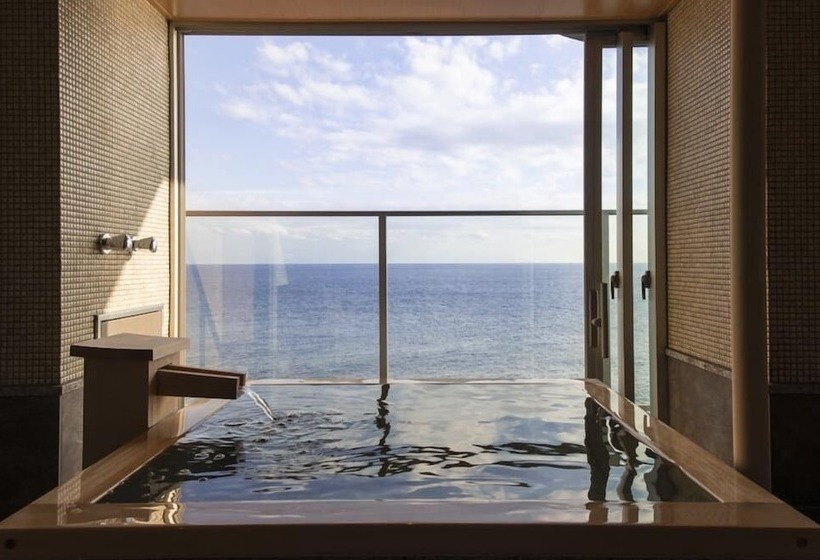 בית מלון כפרי Inatoriso