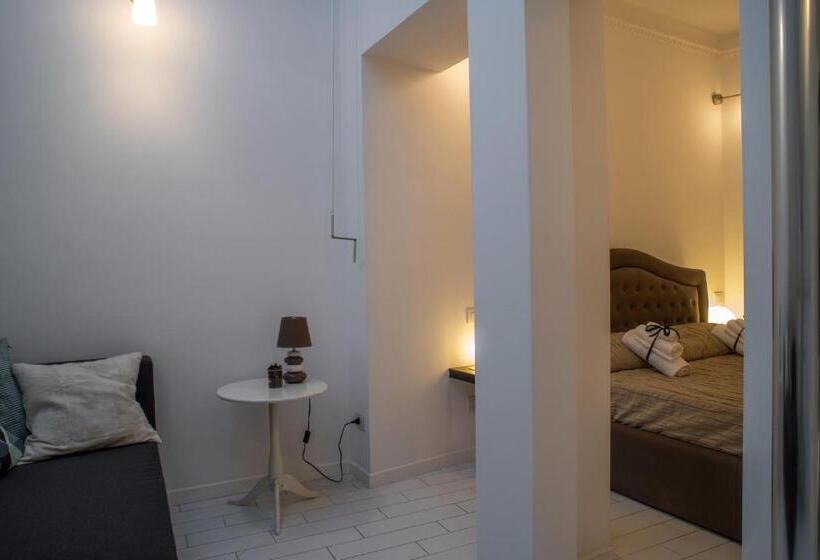 مسافرخانه Intra  Residenza In Trastevere