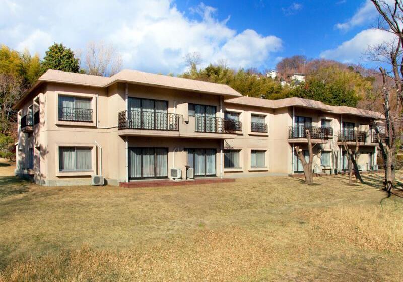 호텔 Izu Ippeki Lake Lakeside Terrace