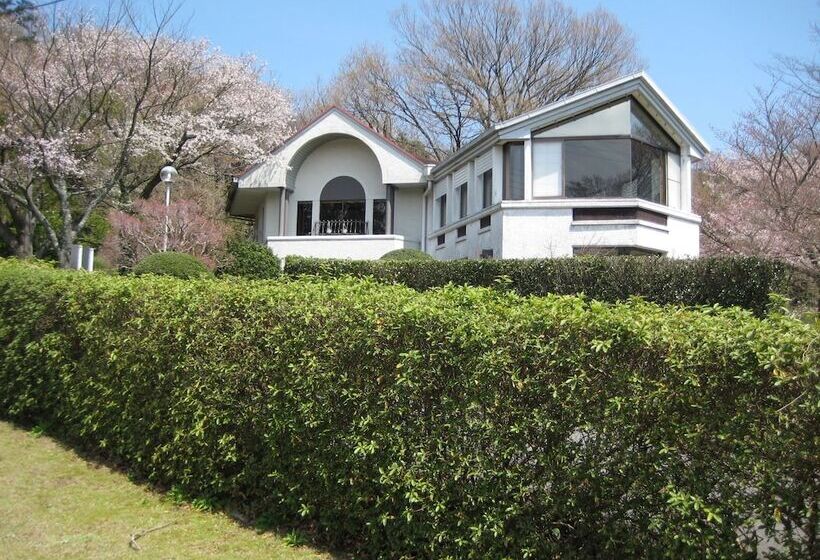 호텔 Izu Ippeki Lake Lakeside Terrace