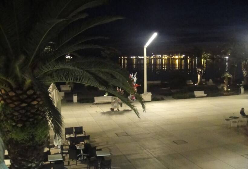 فندق Kastel 1700