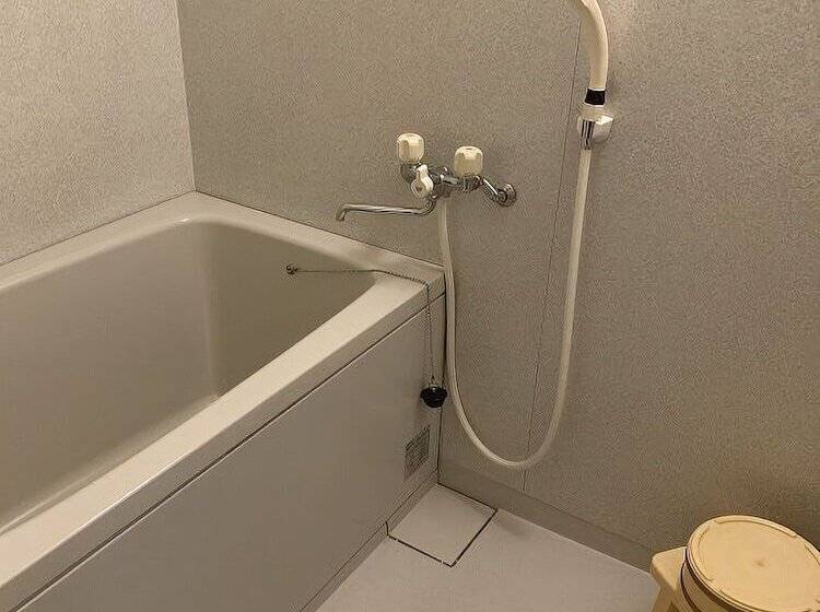 فندق Hiizurukurenainoyado Katsuurakanko