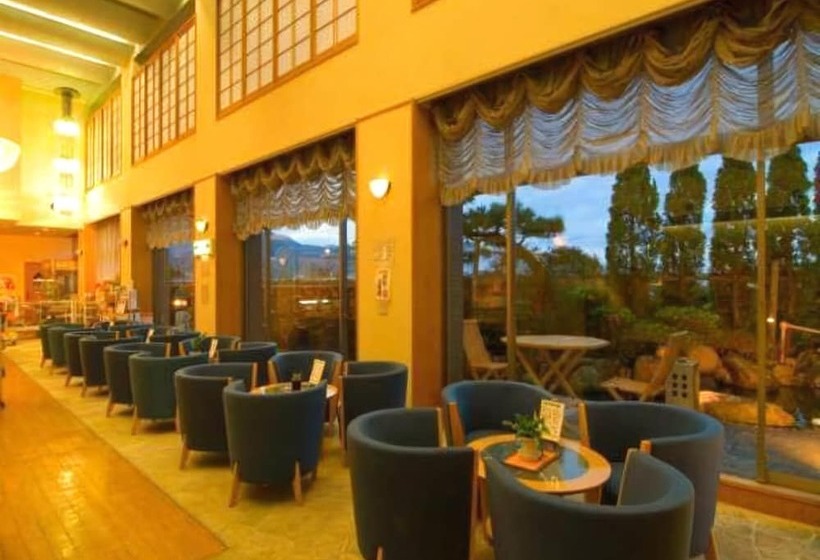 فندق Hiizurukurenainoyado Katsuurakanko