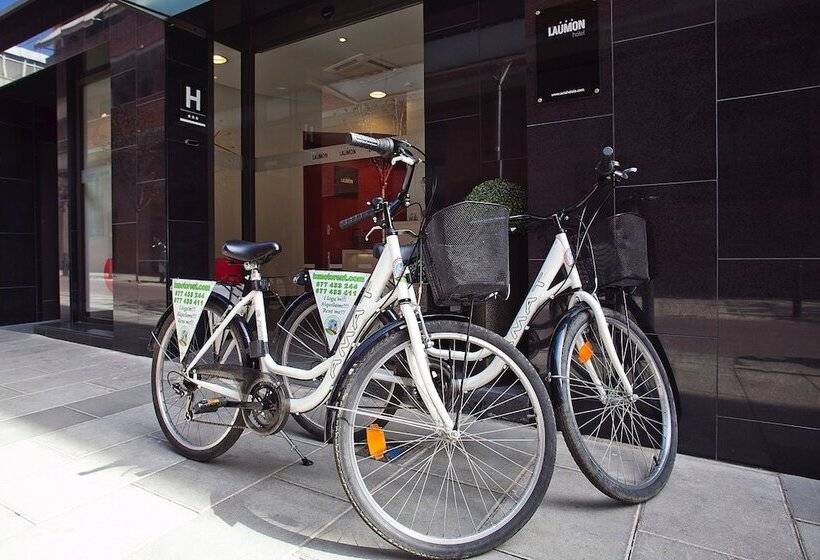 Отель Acta Laumon