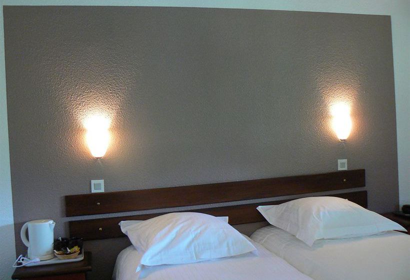 בית מלון כפרי Le Feug