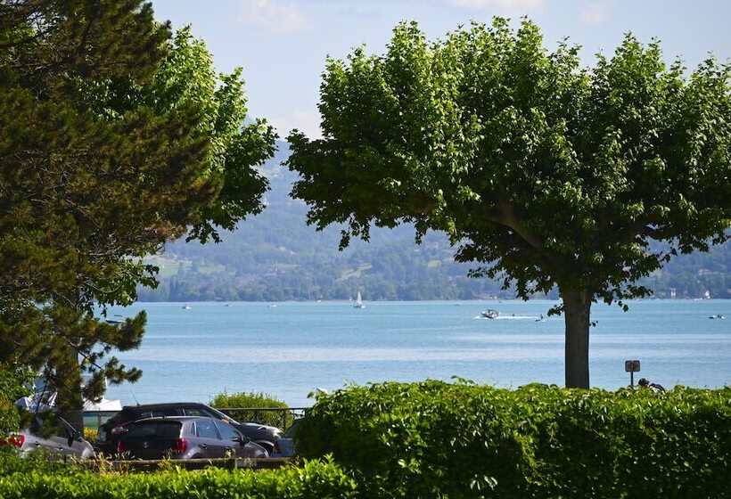 בית מלון כפרי Les Muses