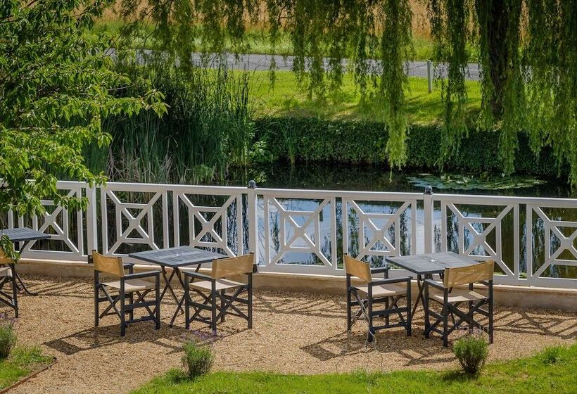 فندق Logis Le Fleuray