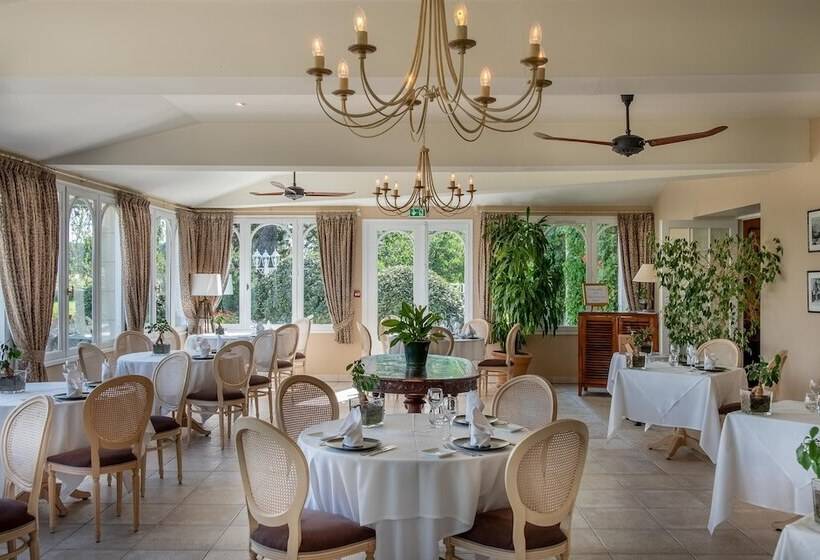 فندق Logis Le Fleuray