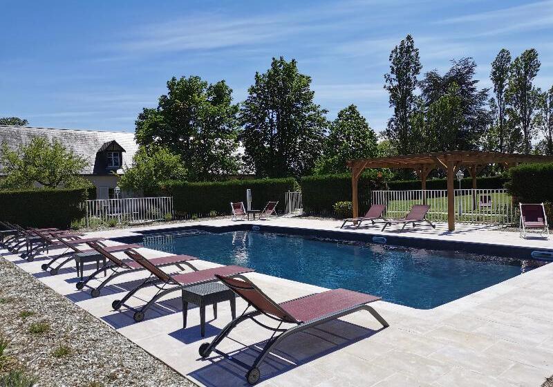 فندق Logis Le Fleuray