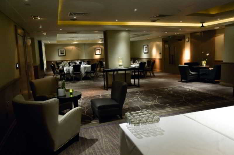 Отель Macdonald Windsor