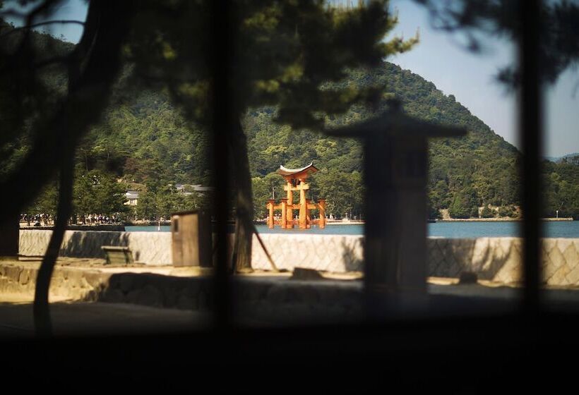 فندق Miyajima Kinsuikan