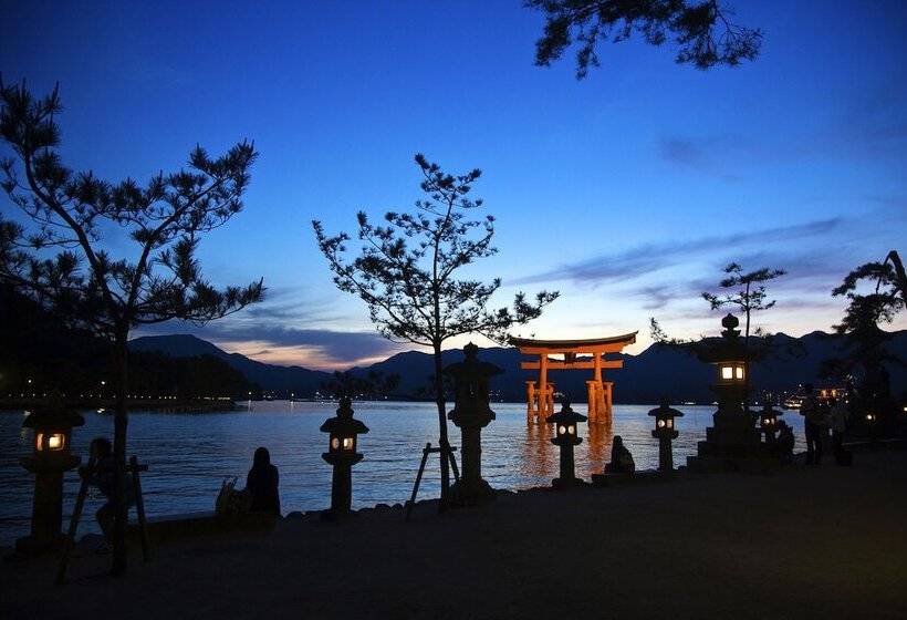 فندق Miyajima Kinsuikan