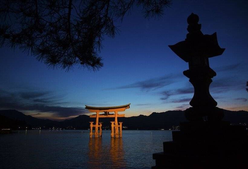 فندق Miyajima Kinsuikan