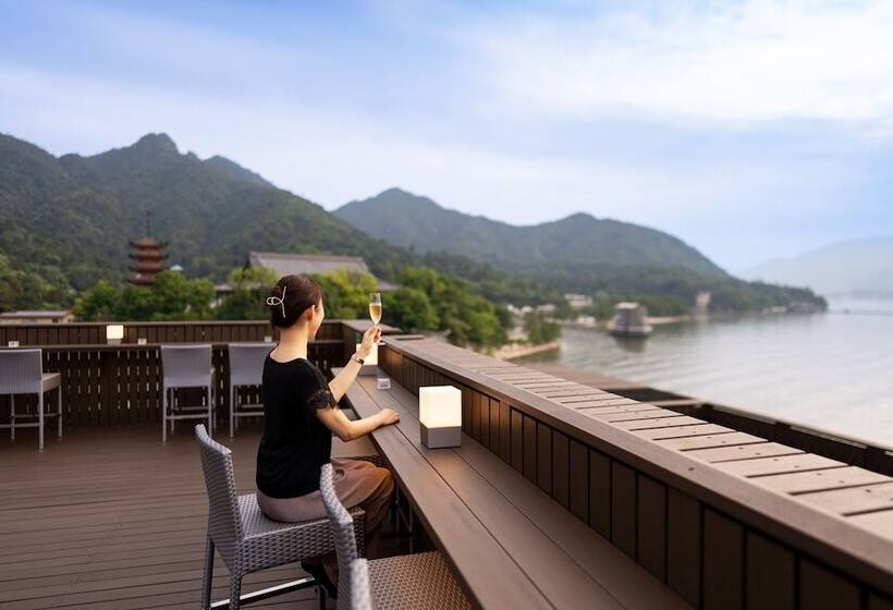 فندق Miyajima Kinsuikan